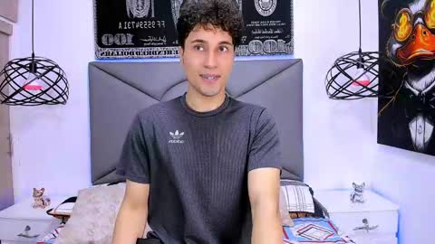 Snapshot of buddy_whitte chatting on 05/06/26, 06:35 Buddy Whitte online show from 05/06/26, 06:35
