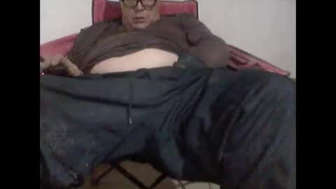 buddyluvzumore online show from 12/22/24, 10:38