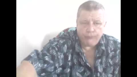 buddyluvzumore online show from 01/01/25, 02:42