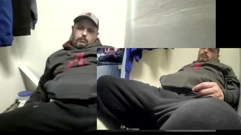 Snapshot of budsonly33 chatting on 01/21/25, 12:50 budsonly33 online show from 01/21/25, 12:50