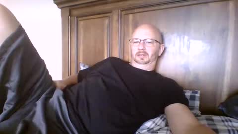 Snapshot of bueff chatting on 05/22/26, 07:41 bueff online show from 05/22/26, 07:41