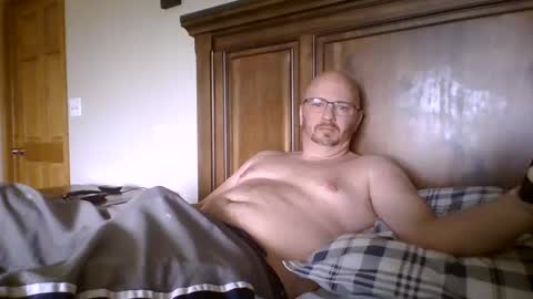 Snapshot of bueff chatting on 05/25/26, 06:03 bueff online show from 05/25/26, 06:03