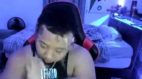 buffsexyman24 online show from 03/04/25, 02:49