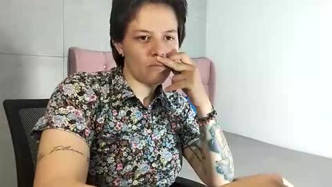 bug2025 online show from 09/10/25, 04:45