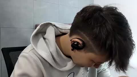 bug2025 online show from 09/27/25, 02:38