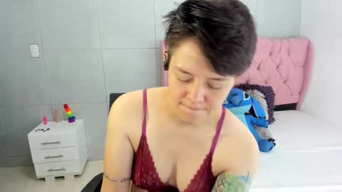 bug2025 online show from 10/06/25, 03:09