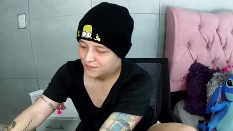 bug2025 online show from 11/25/25, 01:38