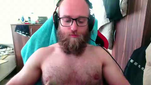 Snapshot of buhalteris chatting on 06/29/26, 10:15 Lukas online show from 06/29/26, 10:15