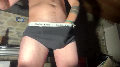 Snapshot of buildernorth93 chatting on 11/21/25, 11:03 buildernorth93 online show from 11/21/25, 11:03