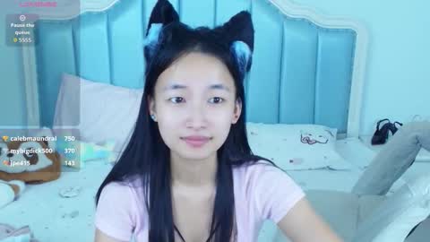 Sandy----xx online show from 11/01/25, 04:42