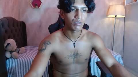 bull_cam online show from 10/25/25, 03:29