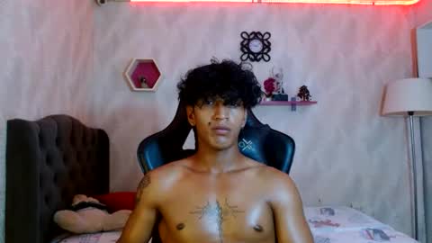 bull_cam online show from 10/30/25, 06:41