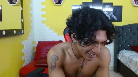 bull_cam online show from 12/01/25, 03:22