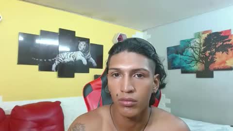 bull_cam online show from 02/11/26, 04:23