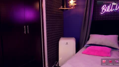 Bunny and The Rock online show from 01/13/26, 08:52