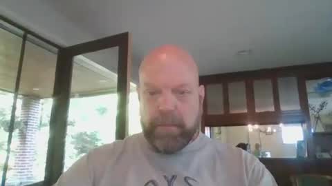 Snapshot of bulldog302w chatting on 06/12/26, 12:48 bulldog302w online show from 06/12/26, 12:48