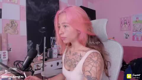 Snapshot of bun_nyx chatting on 09/27/25, 06:02        online show from 09/27/25, 06:02