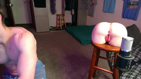 Snapshot of bun_twunk chatting on 05/11/26, 04:04 Shane online show from 05/11/26, 04:04