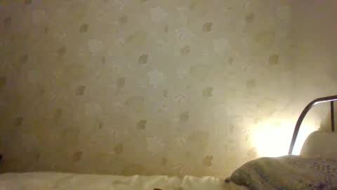 Snapshot of bunnehtakeit chatting on 01/15/25, 09:09 bunnehtakeit online show from 01/15/25, 09:09