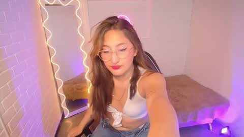 Snapshot of bunni_tay chatting on 10/07/25, 11:51 Bunni online show from 10/07/25, 11:51