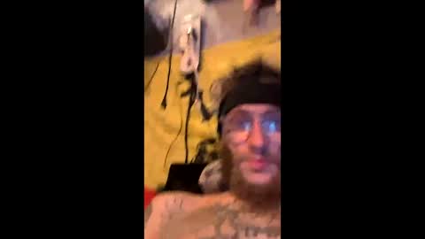 bunniandcryme online show from 11/26/25, 08:59