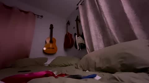 bunnibaby333 online show from 01/11/25, 09:26