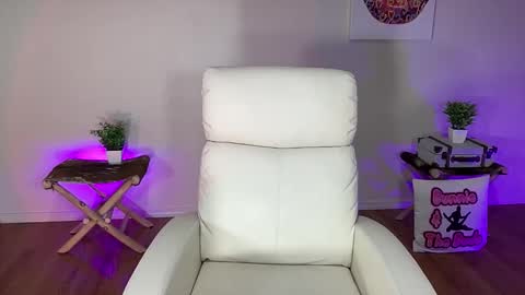 BUNNIE and THE DUDE TheLebowskis online show from 12/01/25, 04:06