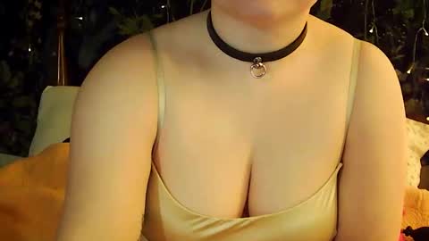Snapshot of bunnxbabe chatting on 04/13/26, 01:11 BunnxBabe online show from 04/13/26, 01:11