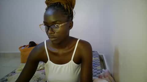 Snapshot of bunny_bliss1 chatting on 05/11/26, 03:01 bunny_bliss1 online show from 05/11/26, 03:01