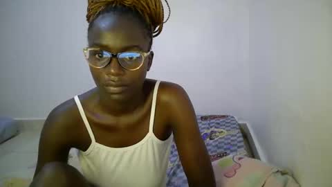 Snapshot of bunny_bliss1 chatting on 05/11/26, 04:04 bunny_bliss1 online show from 05/11/26, 04:04