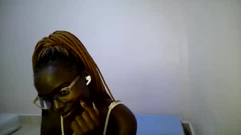 Snapshot of bunny_bliss1 chatting on 05/16/26, 10:41 bunny_bliss1 online show from 05/16/26, 10:41