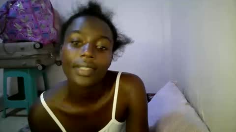 Snapshot of bunny_bliss1 chatting on 05/31/26, 04:03 bunny_bliss1 online show from 05/31/26, 04:03