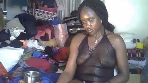 Bunny online show from 04/18/26, 07:07