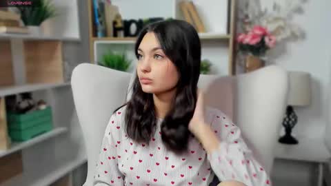 Aria online show from 03/17/26, 07:01