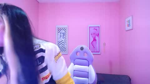 ... .          . ... online show from 01/15/26, 03:16