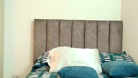 Carolina online show from 03/20/26, 04:28