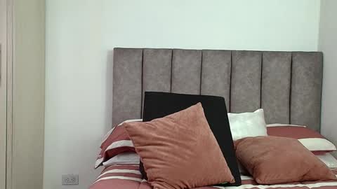 Carolina online show from 04/17/26, 05:32