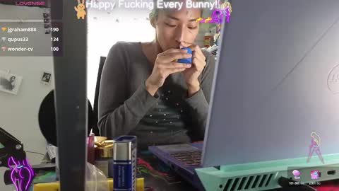 Snapshot of bunnycheekz chatting on 01/10/25, 07:00 Tokki  bunny  online show from 01/10/25, 07:00