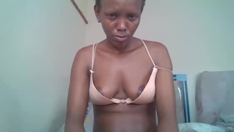Snapshot of bunnydiva_ chatting on 10/13/25, 06:08 bunnydiva_ online show from 10/13/25, 06:08