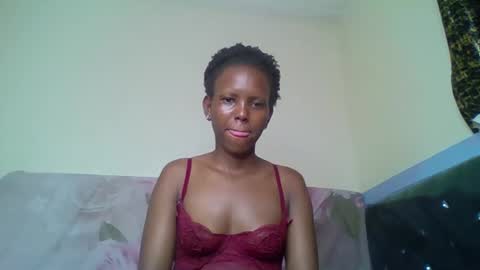 Snapshot of bunnydiva_ chatting on 10/17/25, 01:42 bunnydiva_ online show from 10/17/25, 01:42