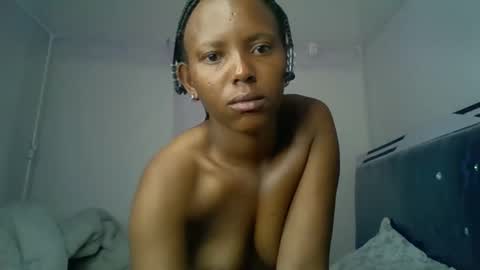 bunnydiva_ online show from 05/28/26, 02:31