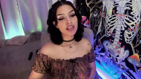   online show from 12/21/24, 10:06