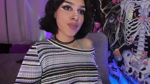   online show from 02/06/25, 03:48