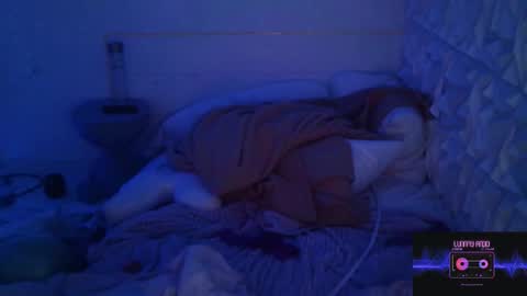 Snapshot of bunnyslutt chatting on 03/02/26, 02:25 bunnyslutt online show from 03/02/26, 02:25