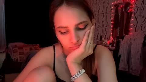 Bella online show from 06/05/26, 11:38