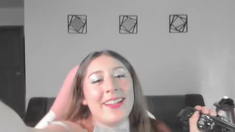 Im Val Welcome to my room My instagram Bubble cosmic online show from 09/25/25, 01:31