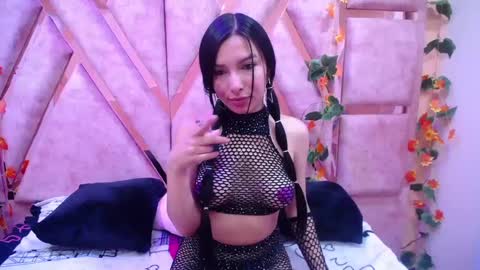 burbuja pink  online show from 10/09/25, 03:26