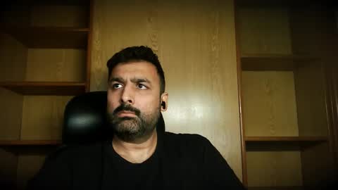 Hairy Arabian online show from 11/12/25, 05:52