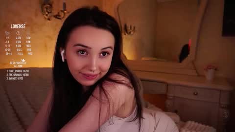 Jessica online show from 10/25/25, 02:30