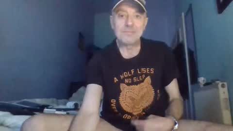 burnleyguy1977 online show from 04/15/26, 02:51